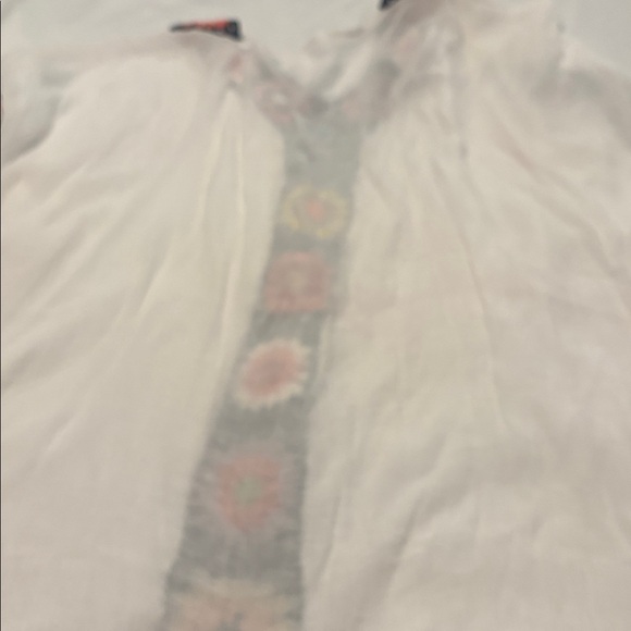 White Kaftan w/ Colorful Crochet Accents SZ L tassel outline swim coverup vacay - Picture 7 of 11